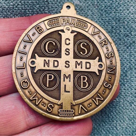 St. Benedict medallion - Picture 3 of 5